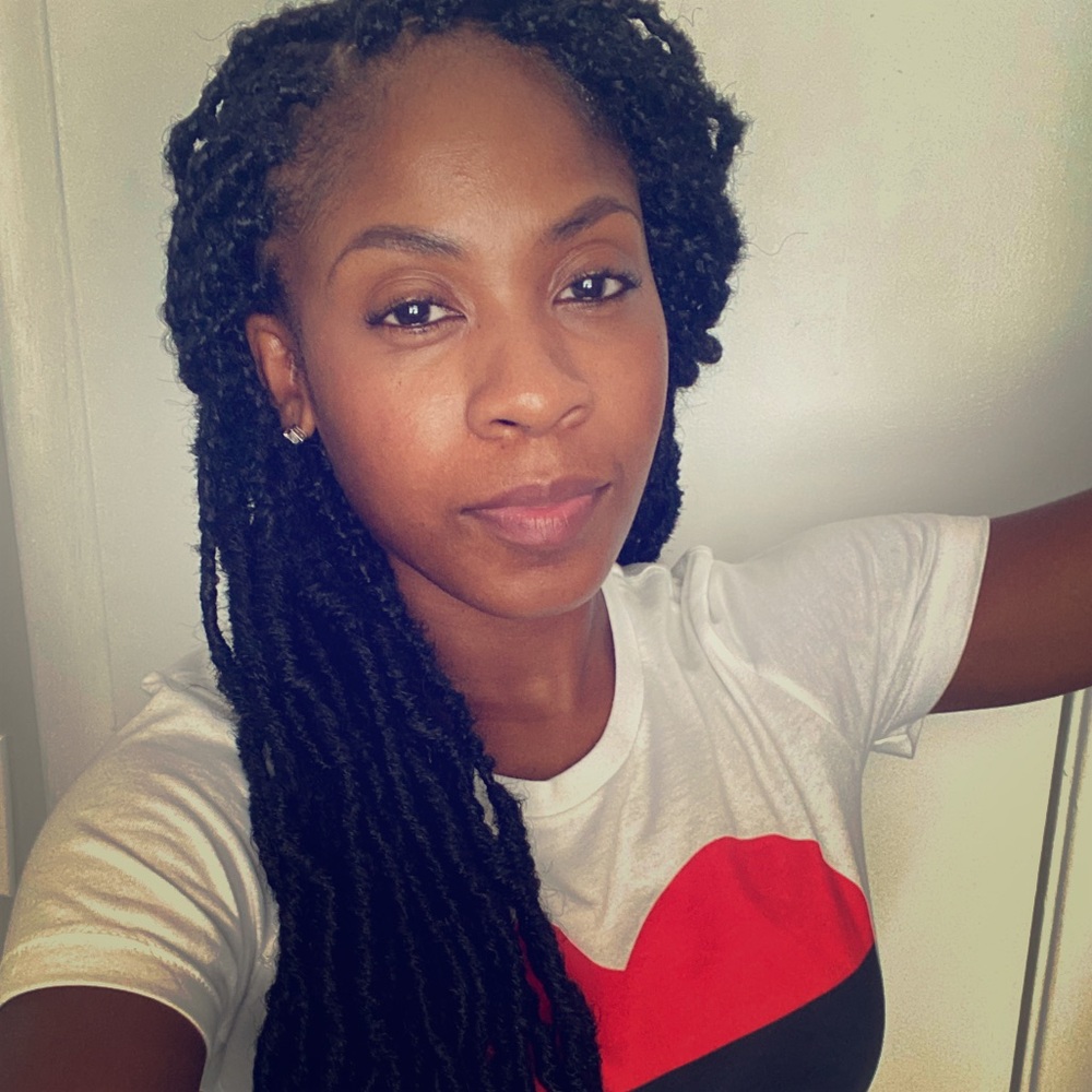Meet your Posher, Jasmine